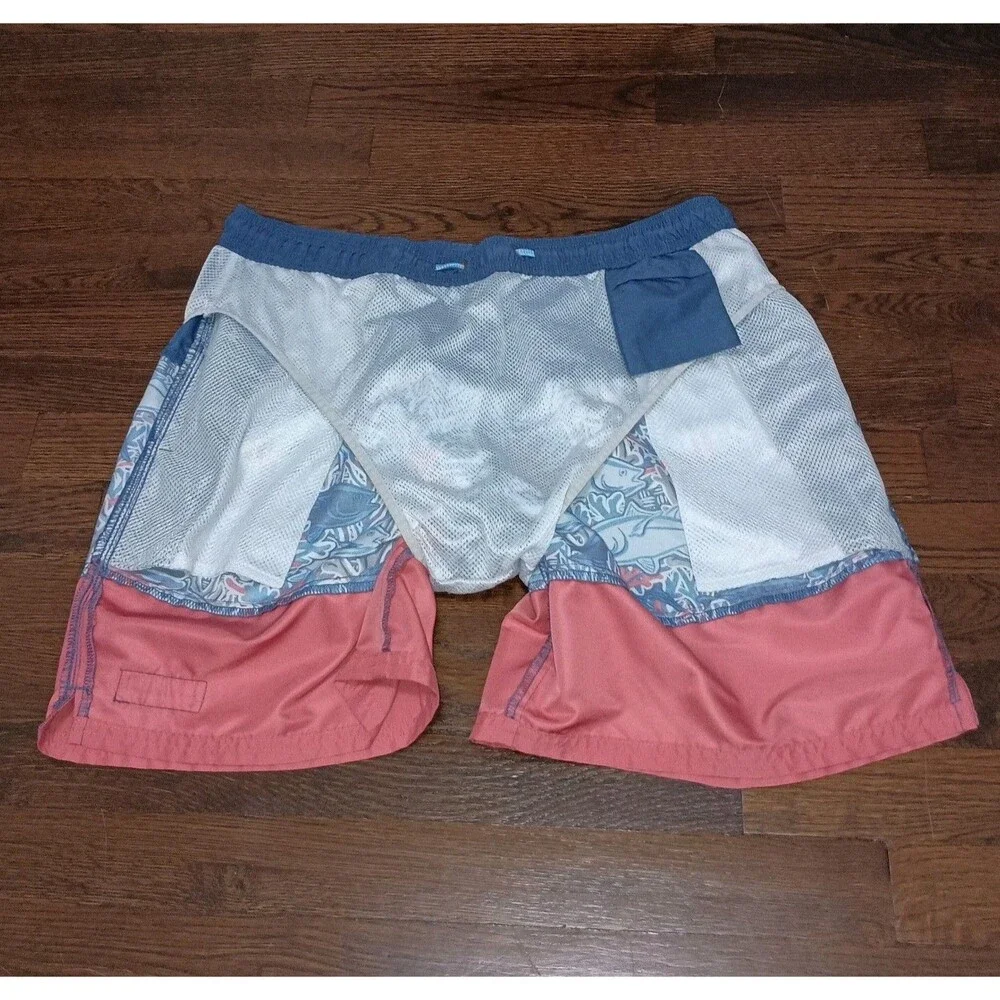Vineyard Vines Swim Trunks Mens Large Fish Coral Pattern Blue Pink Striped Lined